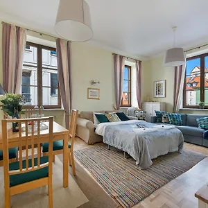 P&o Old Town Apartment